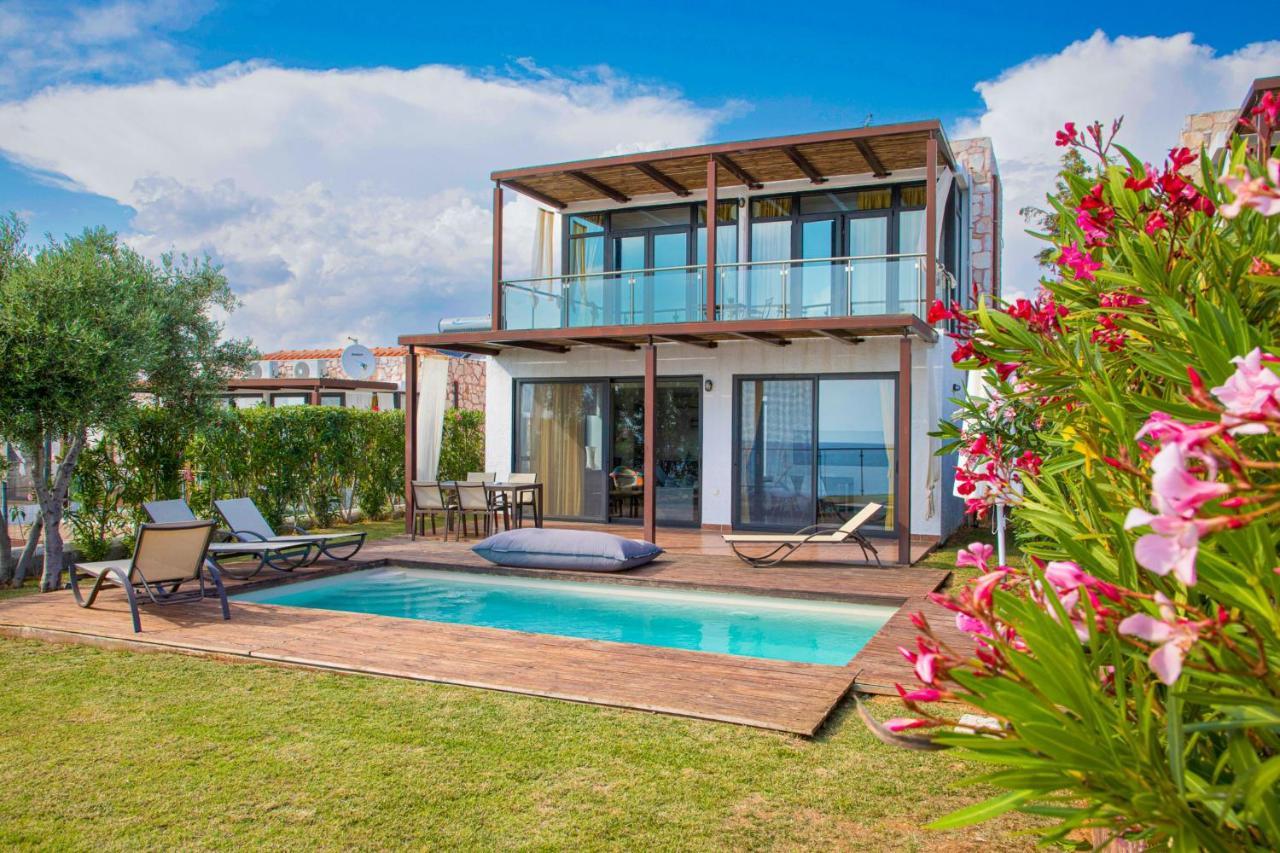 Kalma Villa Ena ネア・ムダニア エクステリア 写真