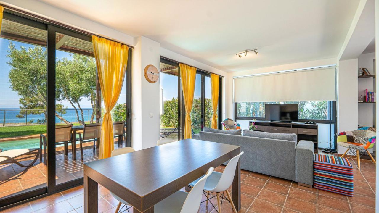 Kalma Villa Ena ネア・ムダニア エクステリア 写真